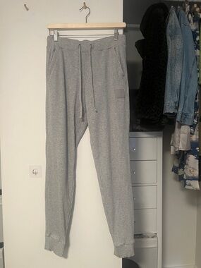 Alo Yoga Muse Gray Ribbed Jogger Pants Size M